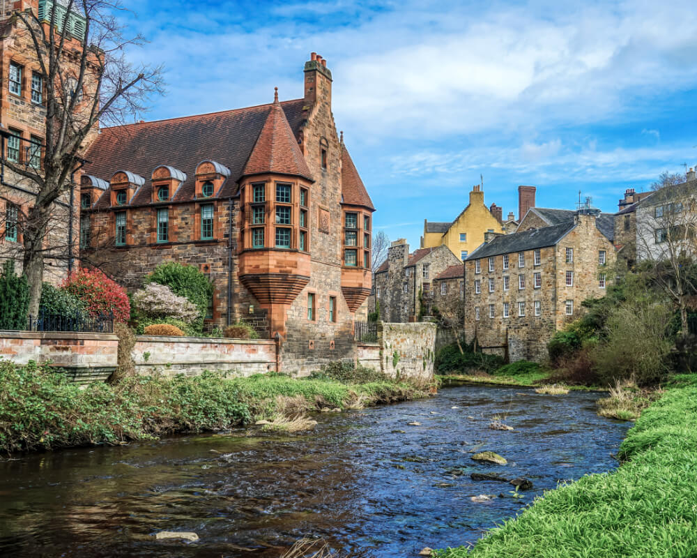 dean-village
